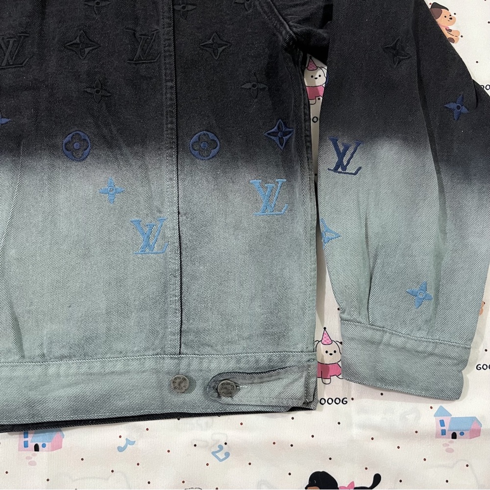 Louis Vuitton 24SS Collection Gradient Monogram
Denim Jacket - Picture 11 of 11